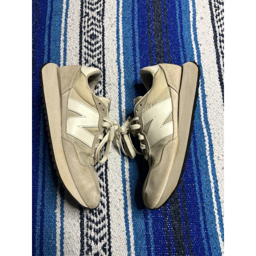 New Balance 237 Running Shoes Women's Size 9 Beige Suede Nylon Sneakers